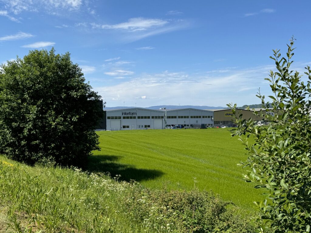 20240627_112216398_iOS Lager og logistikk på Øysand