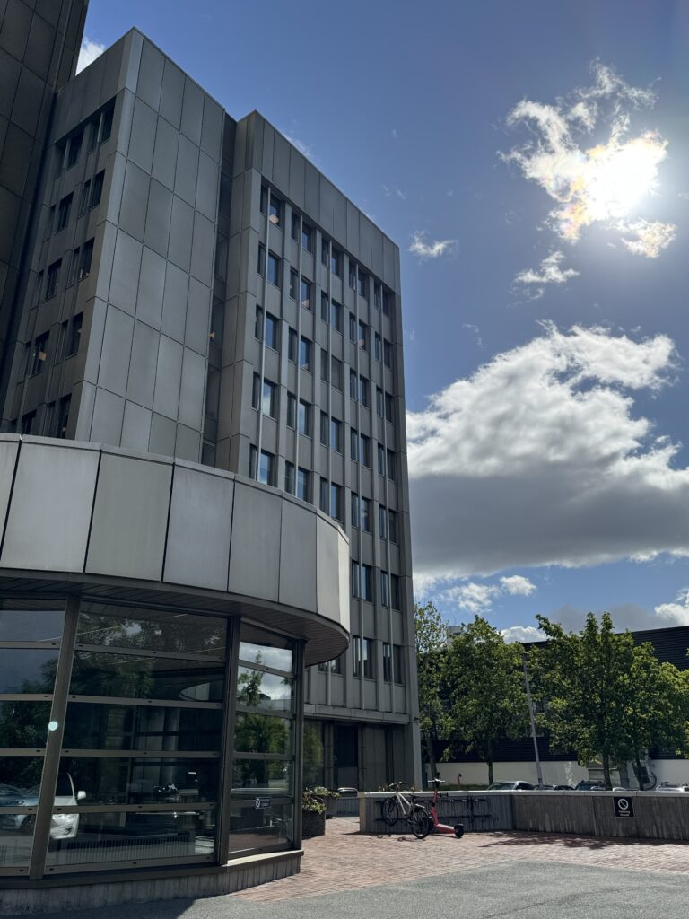 2025-08 Vestre Rosten 77 1 2025-08 Vestre Rosten 77 1