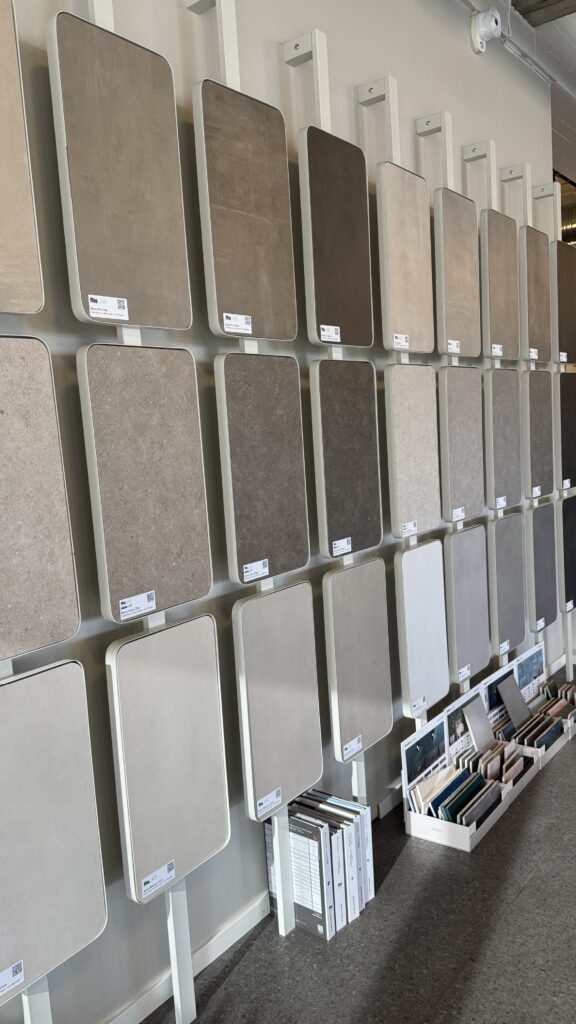 Alle nyanser av grå og beige