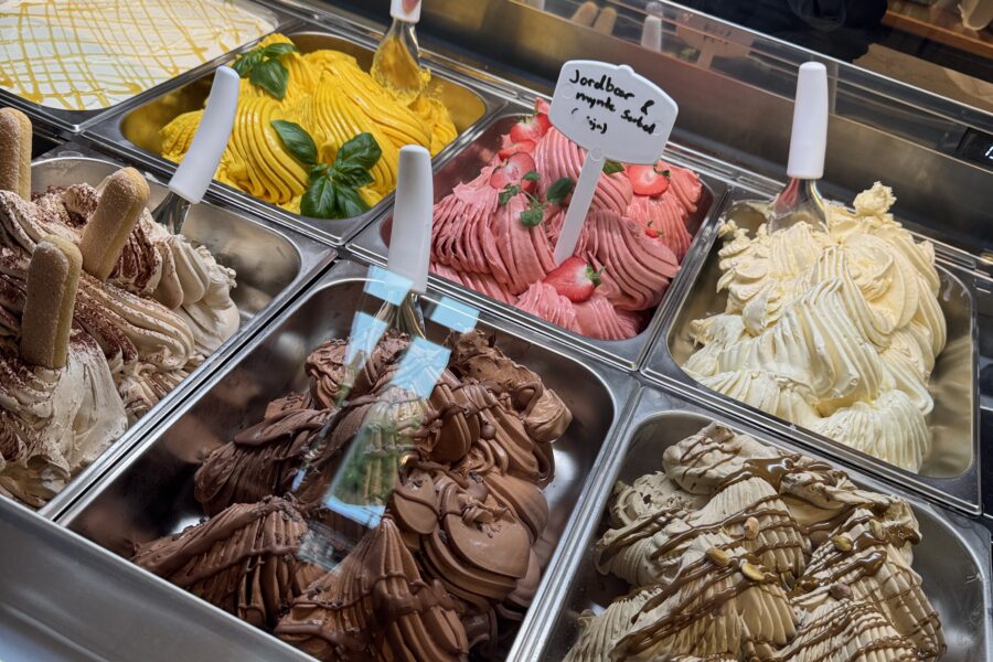 Gelato med mange deilige smaker