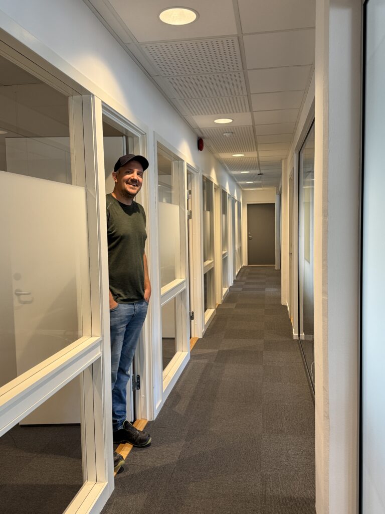 Ombruk av glass