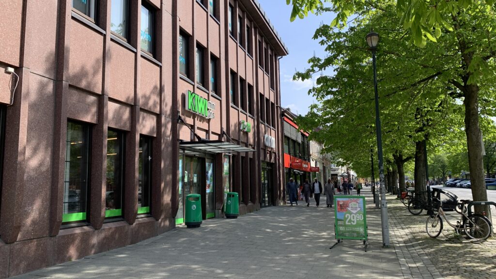 Opp Munkegaten