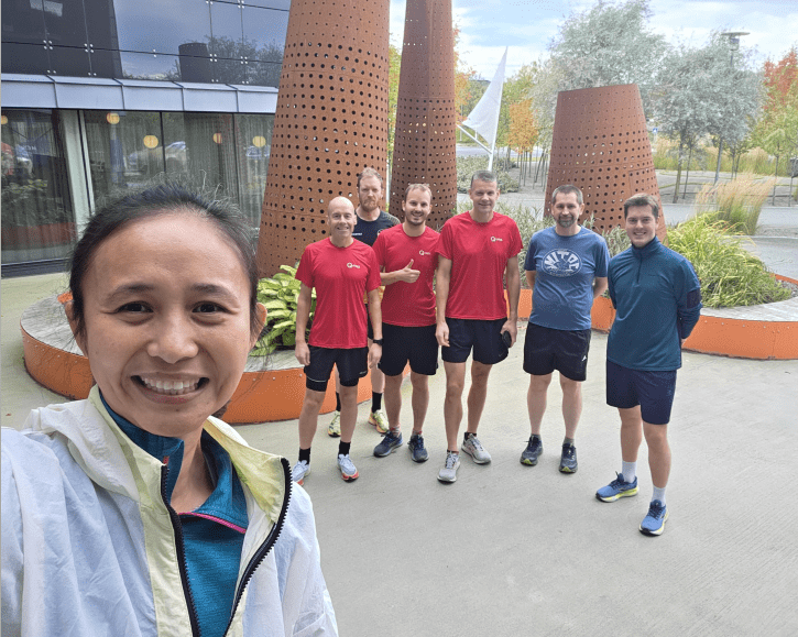 Q-frees "Running and Walking Club"