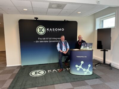 Partnerne Knut-Arne Solbakk og Ole Morten Opphaug har ukentlige livesendinger med ansatte offshore