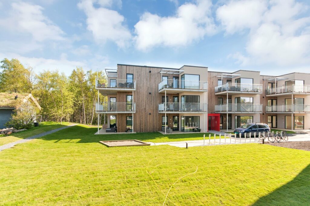 refoto_bjoerkhaugvegen27-04